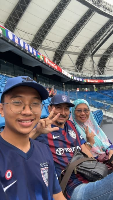 Fan at live match