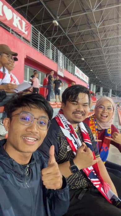 Fan at live match