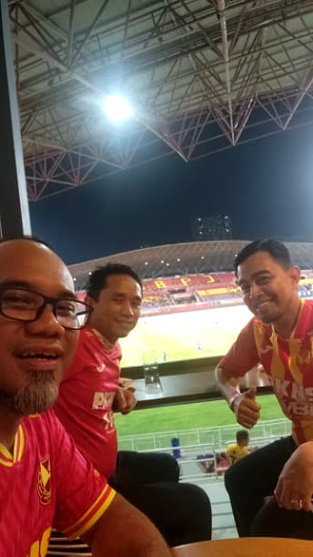 Fan at live match